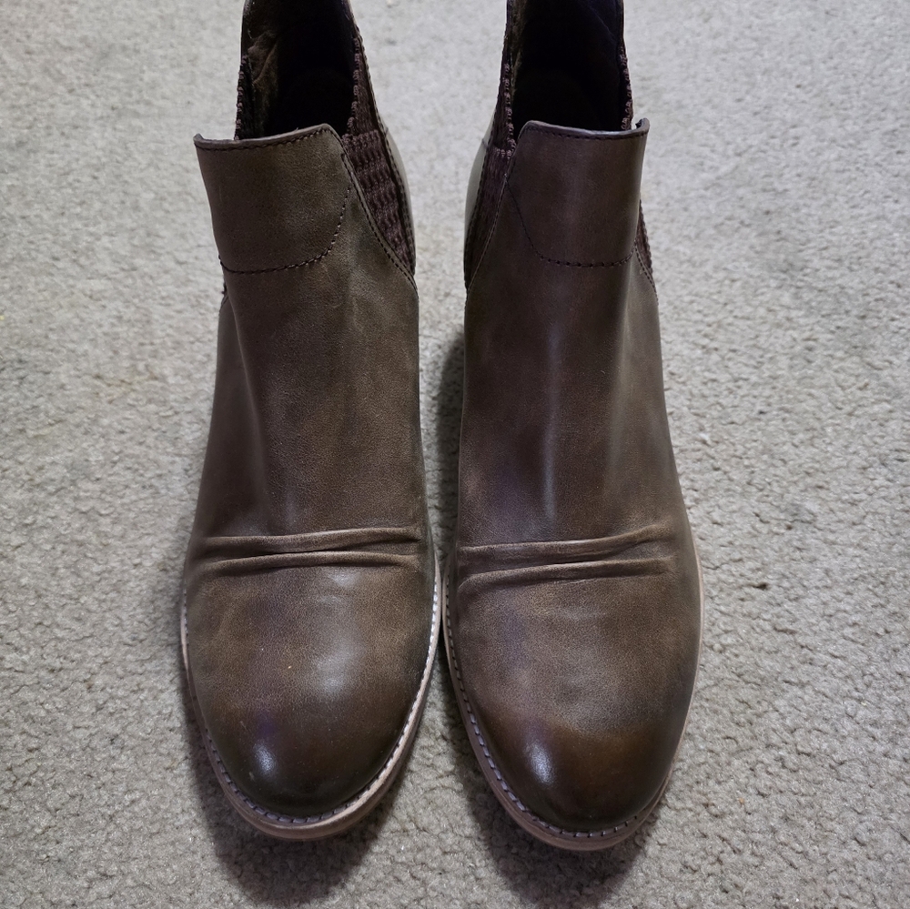Caterpillar Jessa Brown Leather Booties Sz 11